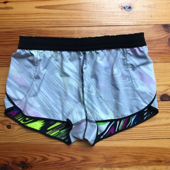 Fabletics Multi-Colored Running Shorts, EUC, M - Picture 11 of 12